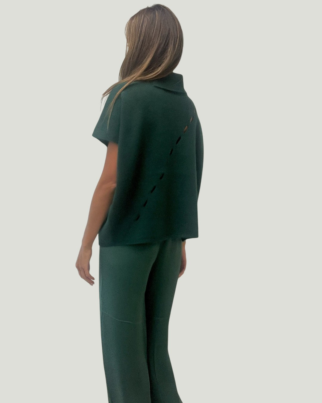 Mademoiselle Ambitious Fois Pull, zachte angora trui in asfaltgroen – foto 3