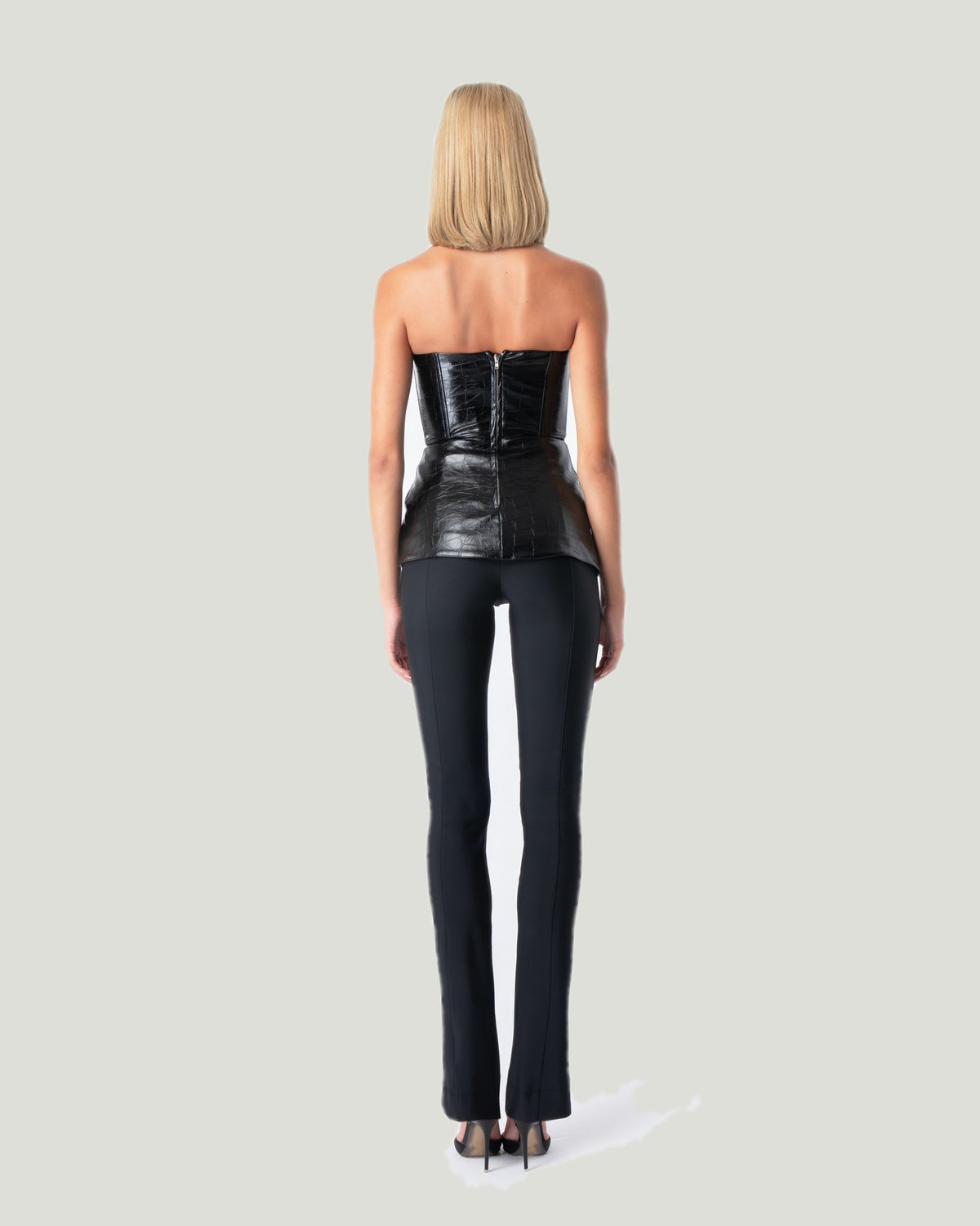 Mademoiselle Ambitious zwarte leatherette bustier met croco-reliëf – foto 1
