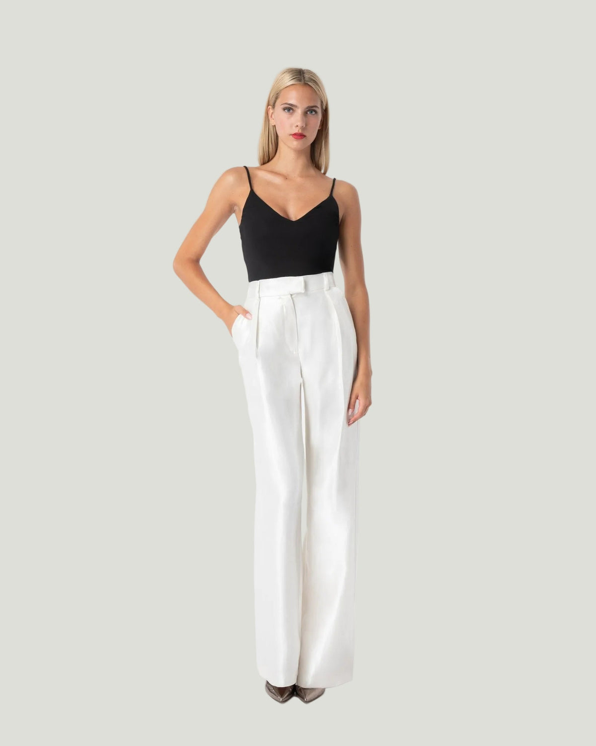 Mademoiselle Ambitious witte satijnen wide-leg broek – foto 2