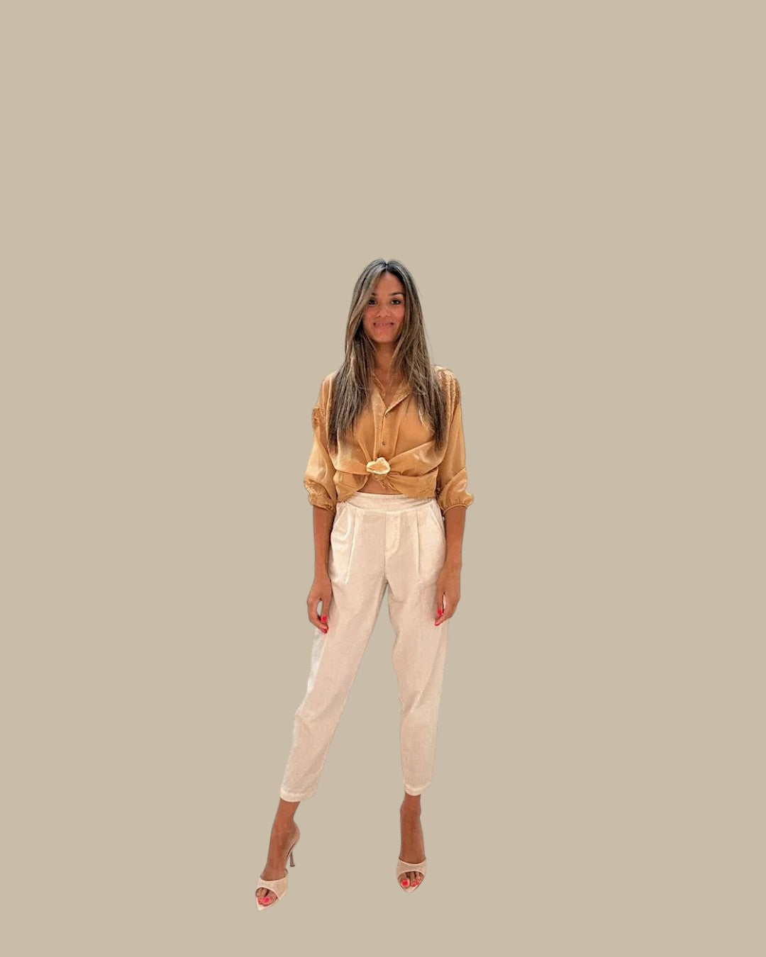 Gold Embroidery Oversized Blouse - achterzijde